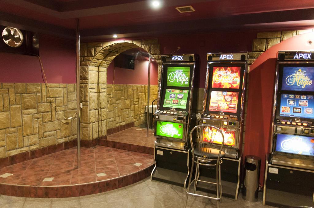 Uslugi Hotelarskie Las Vegas Miedzyrzec Podlaski Ngoại thất bức ảnh